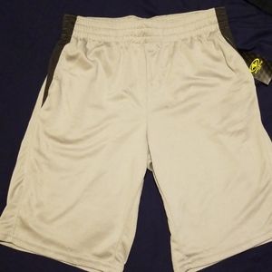 Boys basketball shorts 14-16(XL